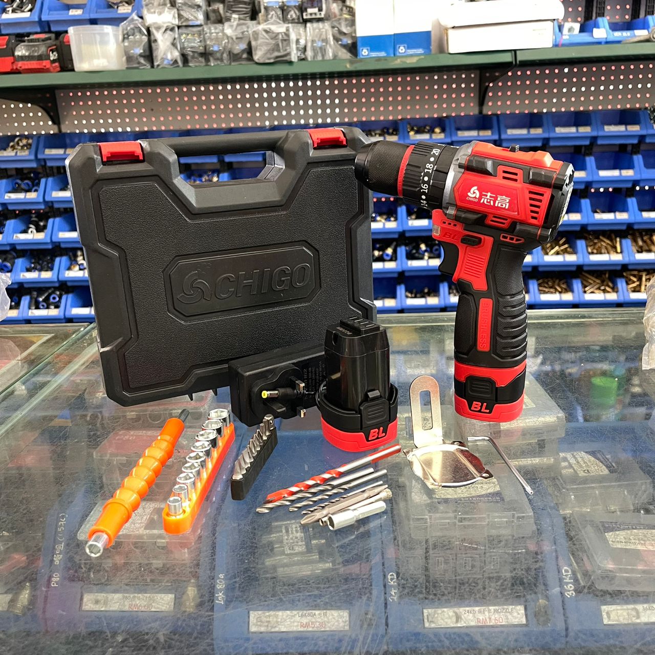 CHIGO 18V Cordless Brushless Electric Drill – 3/8" Chuck, High-Power Screwdriver - Image 2